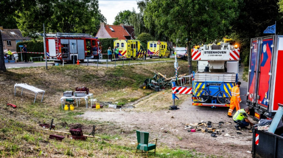 Dutch truck crash toll climbs to six dead: police