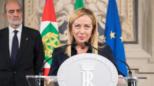 Meloni und ihre Rechtsau&szlig;en-Regierung sind im Amt