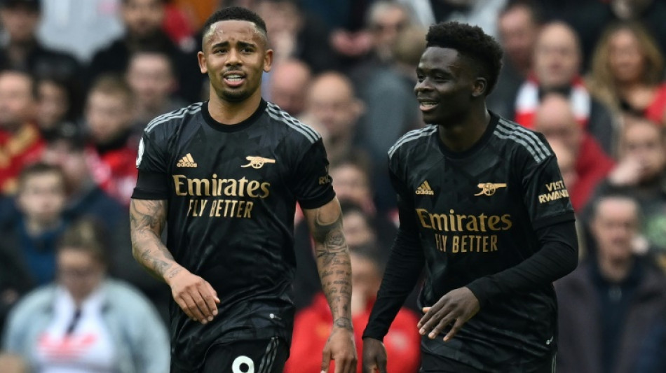 Arsenal show Premier League title strain under Anfield spotlight