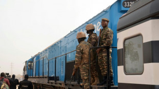 Le groupe Bollor&eacute; acc&eacute;l&egrave;re sa mue en c&eacute;dant ses activit&eacute;s logistiques en Afrique