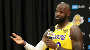 NBA: LeBron James royal à Philadelphie