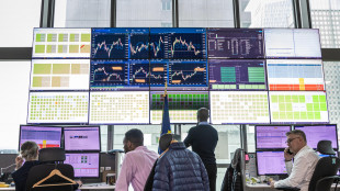 Borsa: l'Europa conferma il rosso, Milano a -1% &egrave; la peggiore