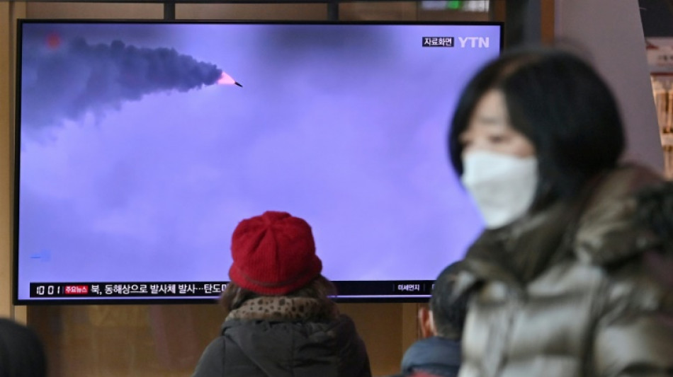 Corea del Norte dispara misil bal&iacute;stico antes de elecciones surcoreanas