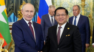 Putin empf&auml;ngt Myanmars Staatschef Min Aung Hlaing im Kreml