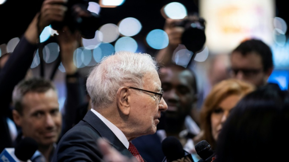 Warren Buffett se retira pero mantendrá sus acciones de Berkshire Hathaway