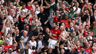 Man Utd rally to beat Forest, Arsenal held by 10-man Fulham