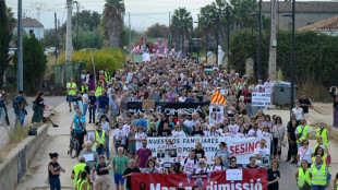 Fuertes lluvias en la región española de Valencia, en alerta roja por posibles inundaciones