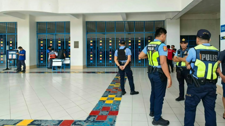 Un estudiante muere en un tiroteo transmitido en vivo en un colegio de Filipinas