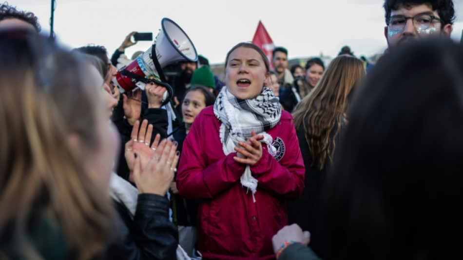 Greta Thunberg d&eacute;file &agrave; Bordeaux contre des forages p&eacute;troliers en Gironde