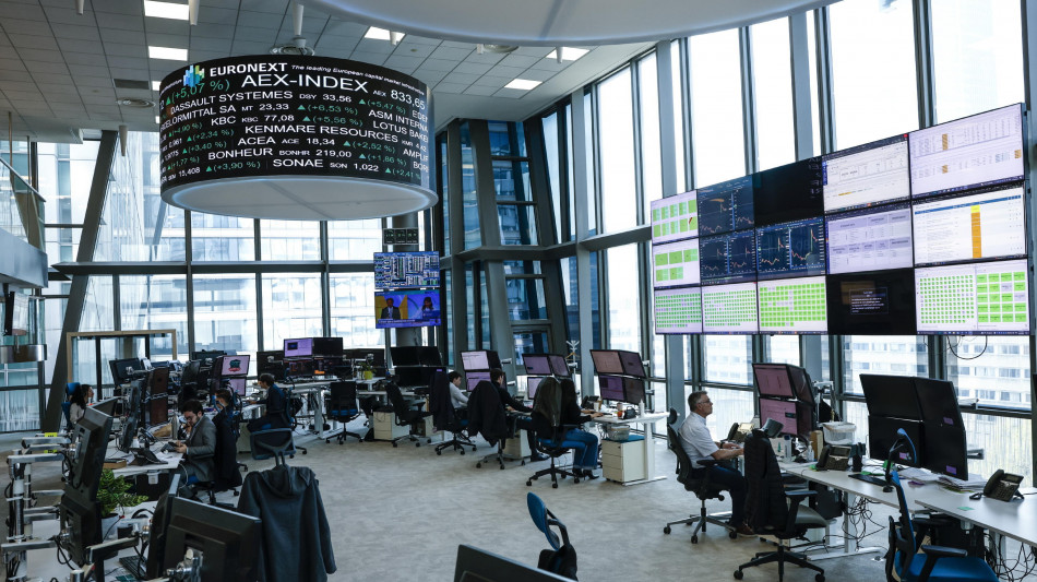 Borsa: Europa parte positiva, Francoforte +2,1%