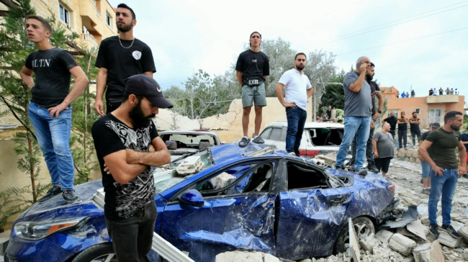 L&iacute;bano anuncia 15 mortos em bombardeios israelenses fora de redutos do Hezbollah