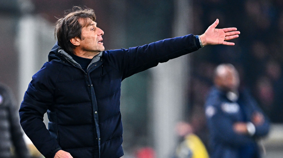 Calcio: Napoli; Conte, 'Fare di pi&ugrave;? Stiamo andando al massimo'