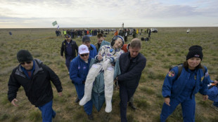 Astronauta mais velho em atividade da Nasa volta à Terra no aniversário de 70 anos