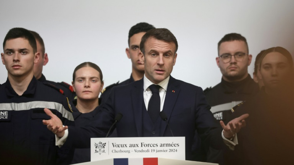 Macron veut une "&eacute;conomie de guerre" pour aider l'Ukraine