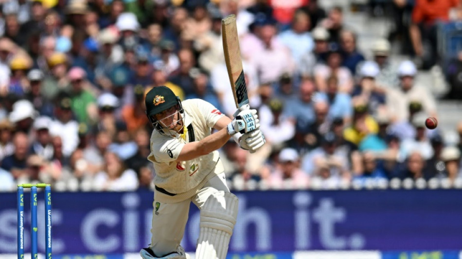 Australia keep England at bay after Broad strikes in fourth Test