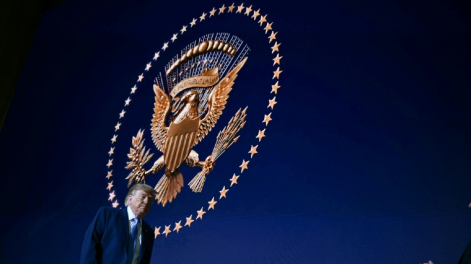 Trump y los republicanos frente al reto de sondeos desfavorables a un mes de las elecciones