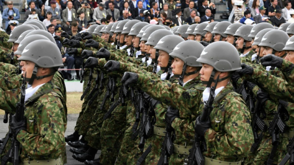 Japans Regierung billigt Pl&auml;ne f&uuml;r h&ouml;here Milit&auml;rausgaben