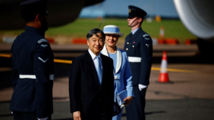 El emperador de Jap&oacute;n llega al Reino Unido para una visita de Estado