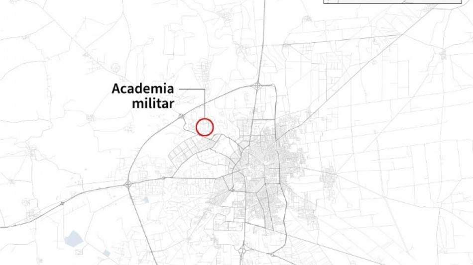 Ataque contra academia militar deixa mais de 110 mortos na S&iacute;ria, diz ONG