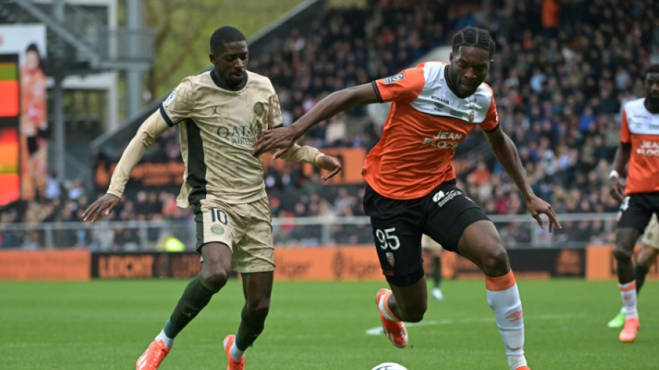 Ligue 1: Paris &agrave; un souffle du titre apr&egrave;s sa large victoire &agrave; Lorient