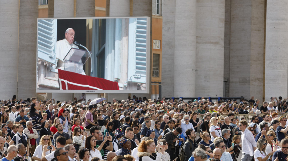 Il Papa, la guerra &egrave; ignobile, penso a bimbi massacrati a Gaza