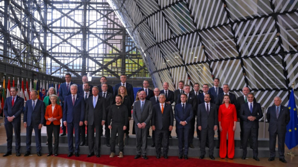 C&uacute;pula da UE debate endurecer o tom em quest&otilde;es migrat&oacute;rias e acelerar expuls&otilde;es