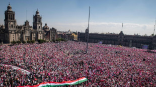 Zehntausende Menschen demonstrieren in Mexiko-Stadt gegen Wahlreform