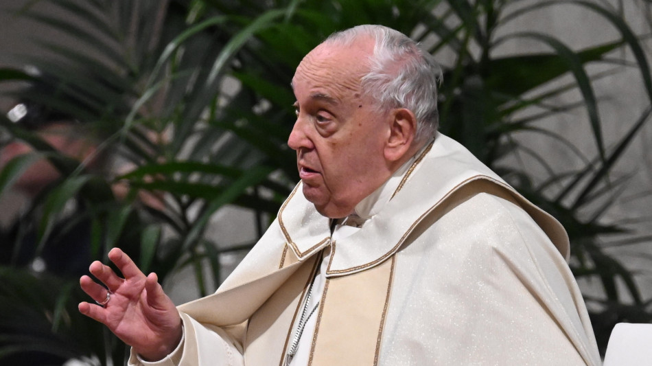 Il Papa, in alcune culture si eliminano i malati, &egrave; brutto