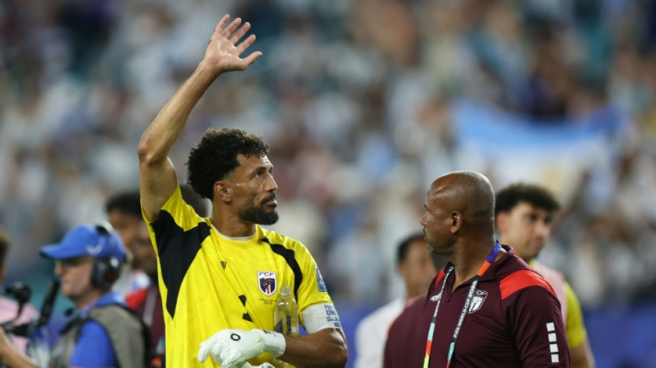 Vozinha adia chegada ao futebol chileno 'por motivos pessoais'