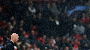 Ten Hag urges Man Utd to stick together during crisis