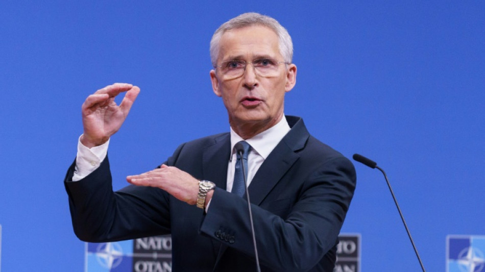 Le chef de l'Otan menace P&eacute;kin et plaide pour davantage d'armes &agrave; l'Ukraine