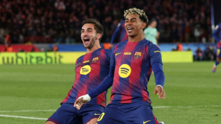 Bar&ccedil;a goleia Athletic Bilbao na volta ao Camp Nou e assume lideran&ccedil;a provis&oacute;ria do Espanhol