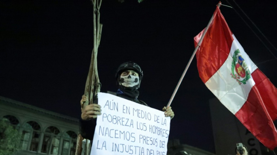 Al menos 19 heridos en protestas contra el gobierno en Perú el fin de semana
