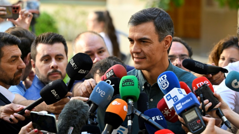 L&eacute;gislatives en Espagne: la droite favorite, l'extr&ecirc;me-droite &agrave; l'aff&ucirc;t 