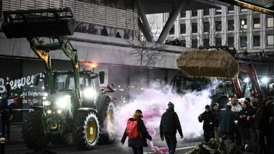 Journ&eacute;e cruciale pour le mouvement de protestation agricole, des mesures attendues sur-le-champ