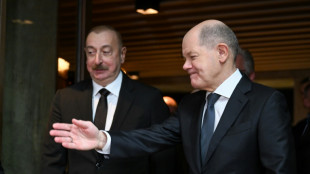 Armenia y Azerbaiy&aacute;n se comprometen a no usar la violencia para resolver disputas, afirma Scholz