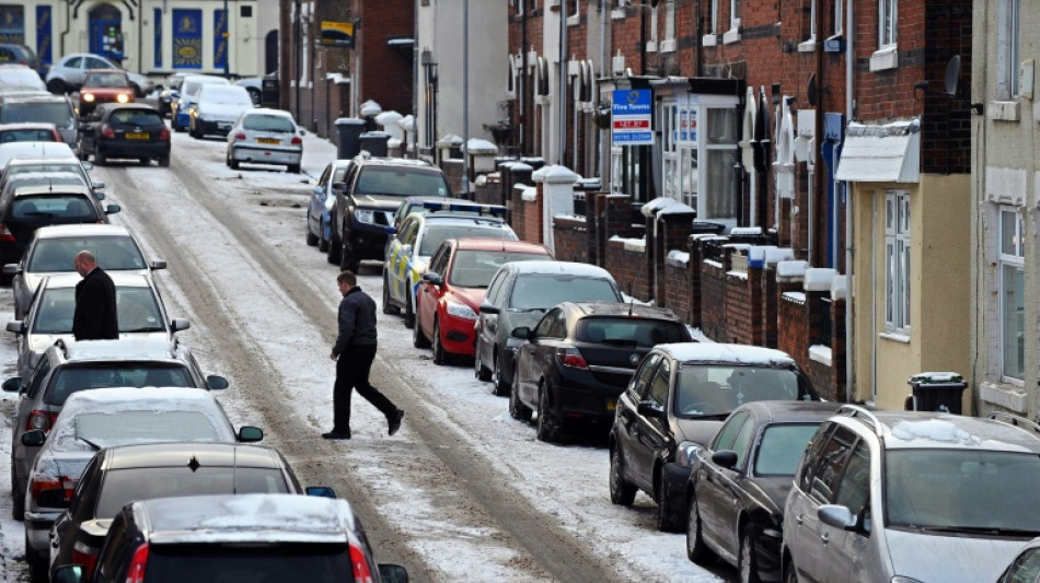 Inculpan en Inglaterra a un médico acusado de agresiones sexuales a más de 30 pacientes