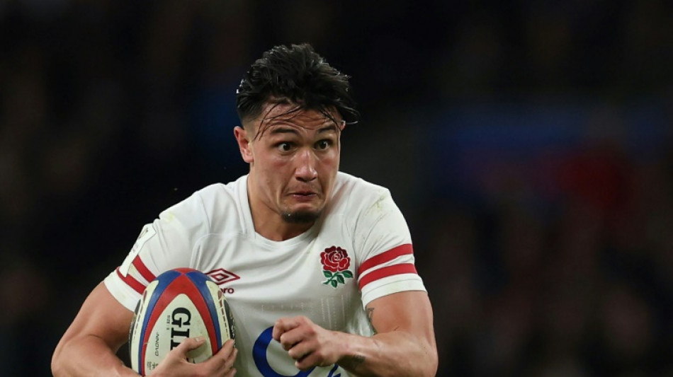England drop fly-half Marcus Smith from training squad before France clash