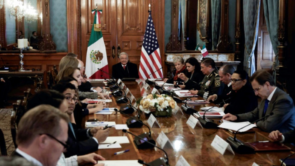 M&eacute;xico e EUA concordam em manter fronteiras abertas