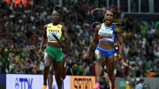Richardson wins second gold as she anchors USA to women's world relay title