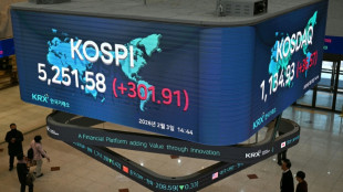 Las bolsas asi&aacute;ticas y el oro se disparan tras la ca&iacute;da generalizada de la v&iacute;spera