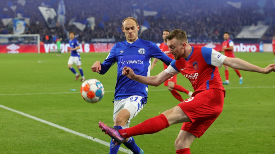 Heidenheim Tabellenf&uuml;hrer - "Club" gewinnt Frankenderby
