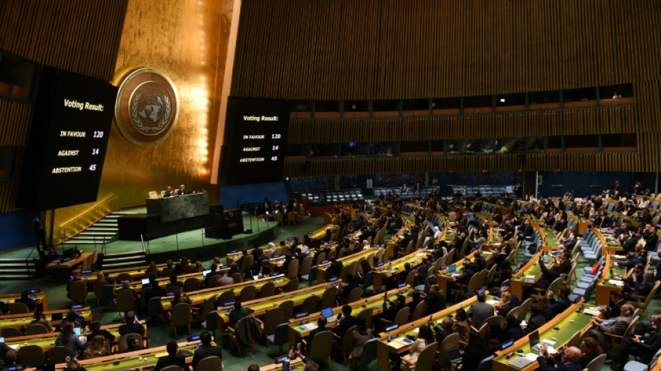 UN-Resolution f&uuml;r sofortige "humanit&auml;re Waffenruhe" im Gazastreifen verabschiedet 