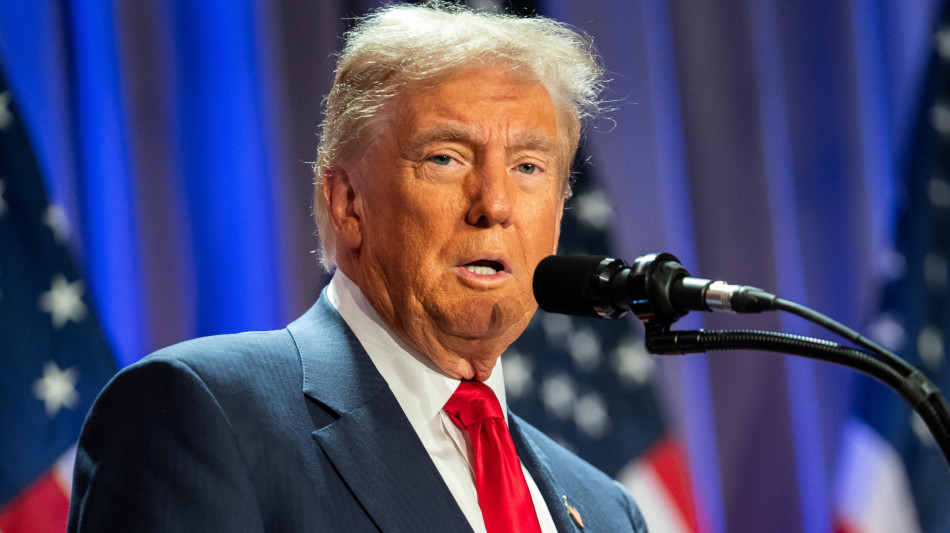 Trump, 'l'archiviazione dei casi &egrave; una grande vittoria'