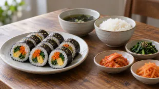 김밥&middot;백반집 비용 부담 확대&hellip;분식점 사업자 31개월 감소