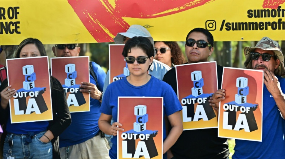 Un alguacil y un inmigrante resultan heridos tras disparos de la policía migratoria en EEUU