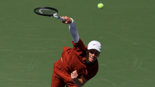 Sinner atropela na estreia e avança à 2ª rodada do US Open