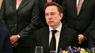 SpaceX verbucht 4,4 Milliarden Dollar Quartalsgewinn - Musk: Fusion mit Tesla "gute Idee"