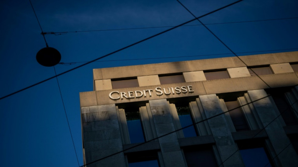 La banque UBS pouss&eacute;e &agrave; racheter Credit Suisse et &eacute;viter une d&eacute;b&acirc;cle