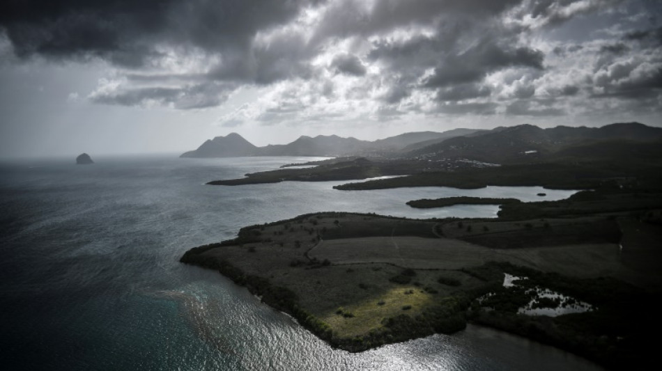 La Martinique se barricade &agrave; l'approche de la temp&ecirc;te Bret